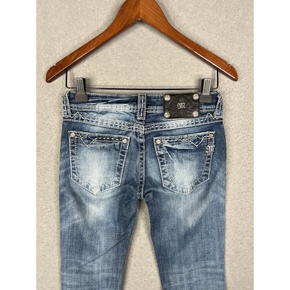 Miss Me Jeans Women's Size 25 Medium Blue Wash Bootcut Rhinestone Pocket - Picture 8 of 9